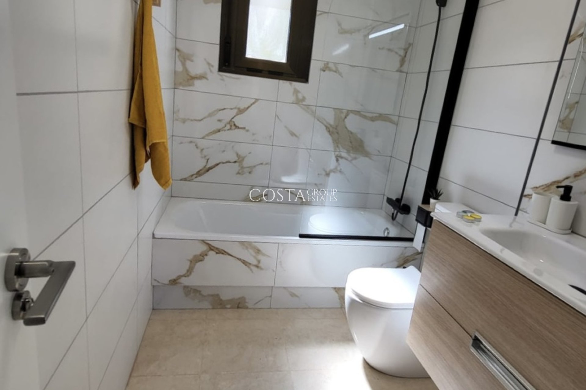 Resale - House -
San Miguel de Salinas - San Miguel de Salinas Centro