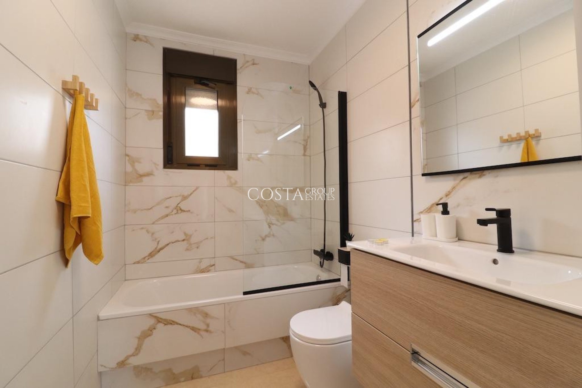 Resale - House -
San Miguel de Salinas - San Miguel de Salinas Centro