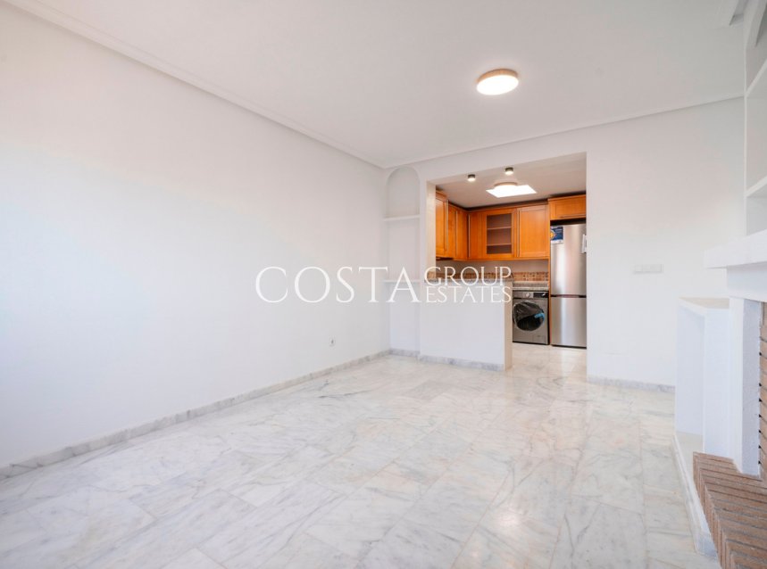 Resale - House -
San Miguel de Salinas - San Miguel