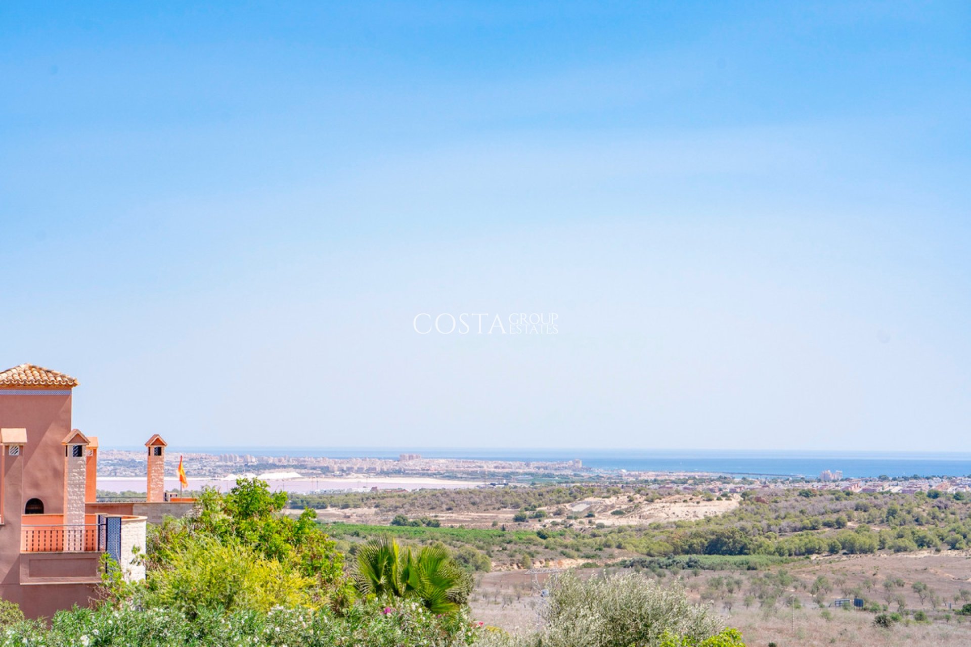 Resale - House -
San Miguel de Salinas - San Miguel