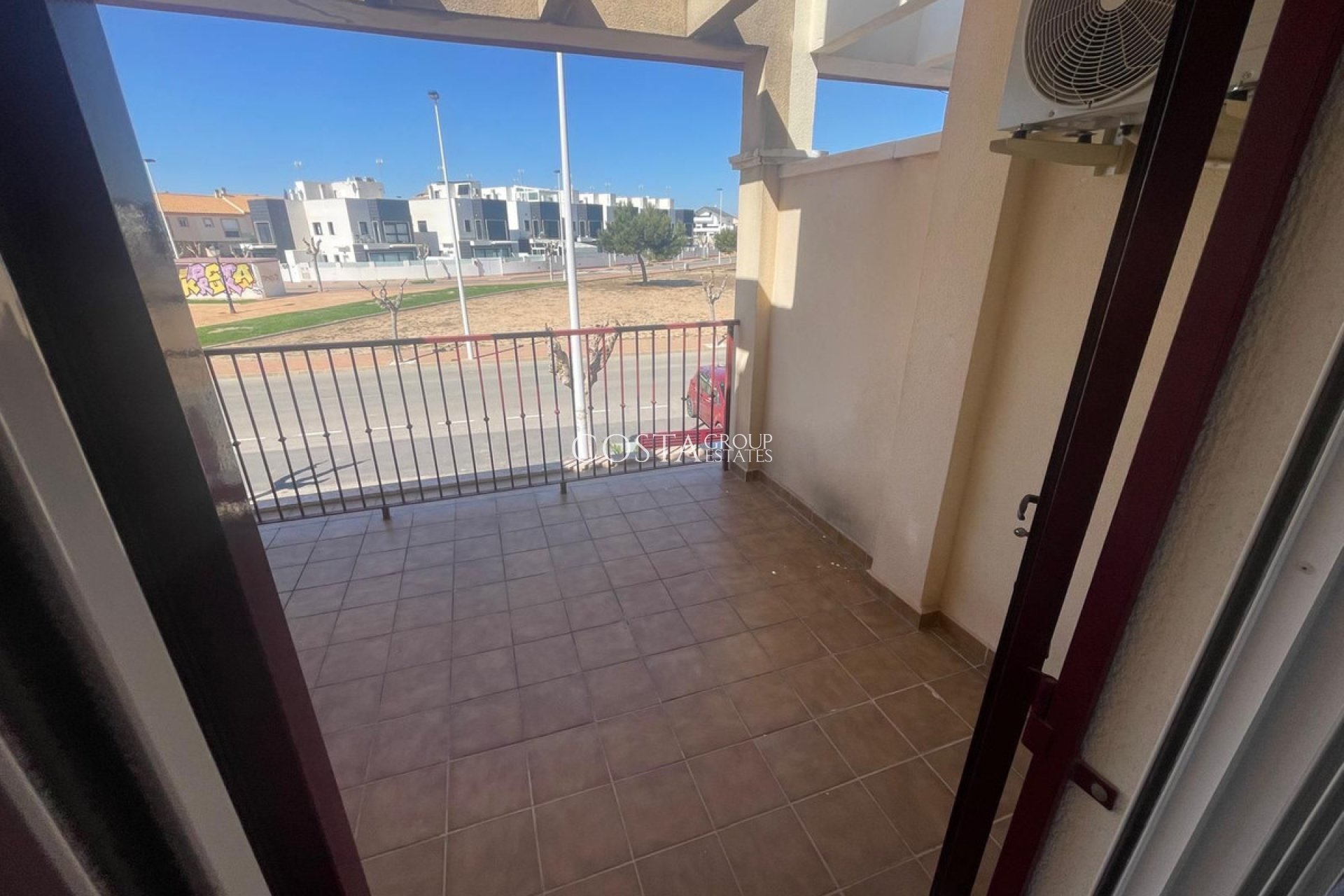 Resale - House -
San Pedro del Pinatar - Lo Pagan