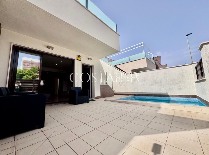 Resale - House -
San Pedro del Pinatar - Lo Pagan