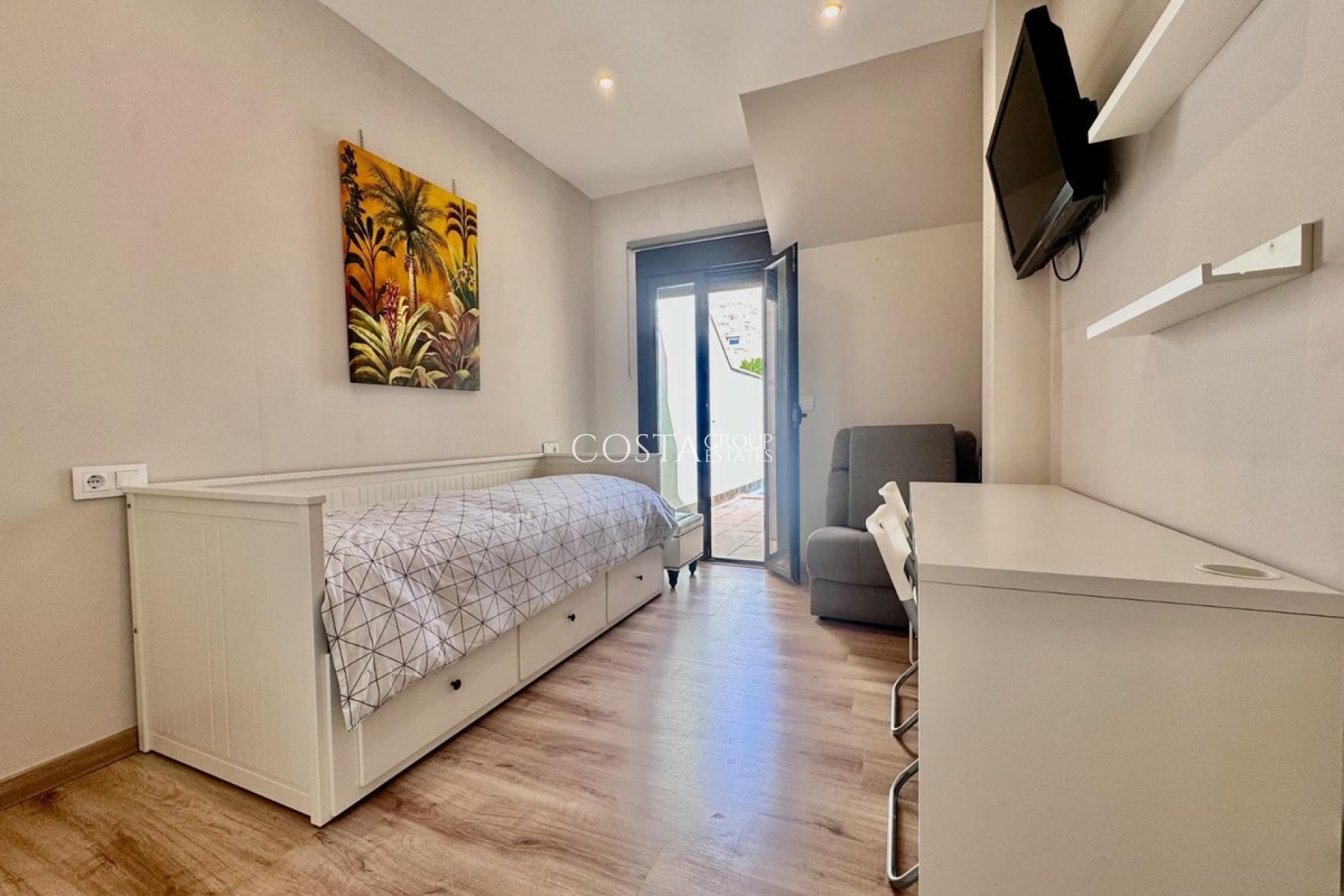 Resale - House -
San Pedro del Pinatar - Lo Pagan