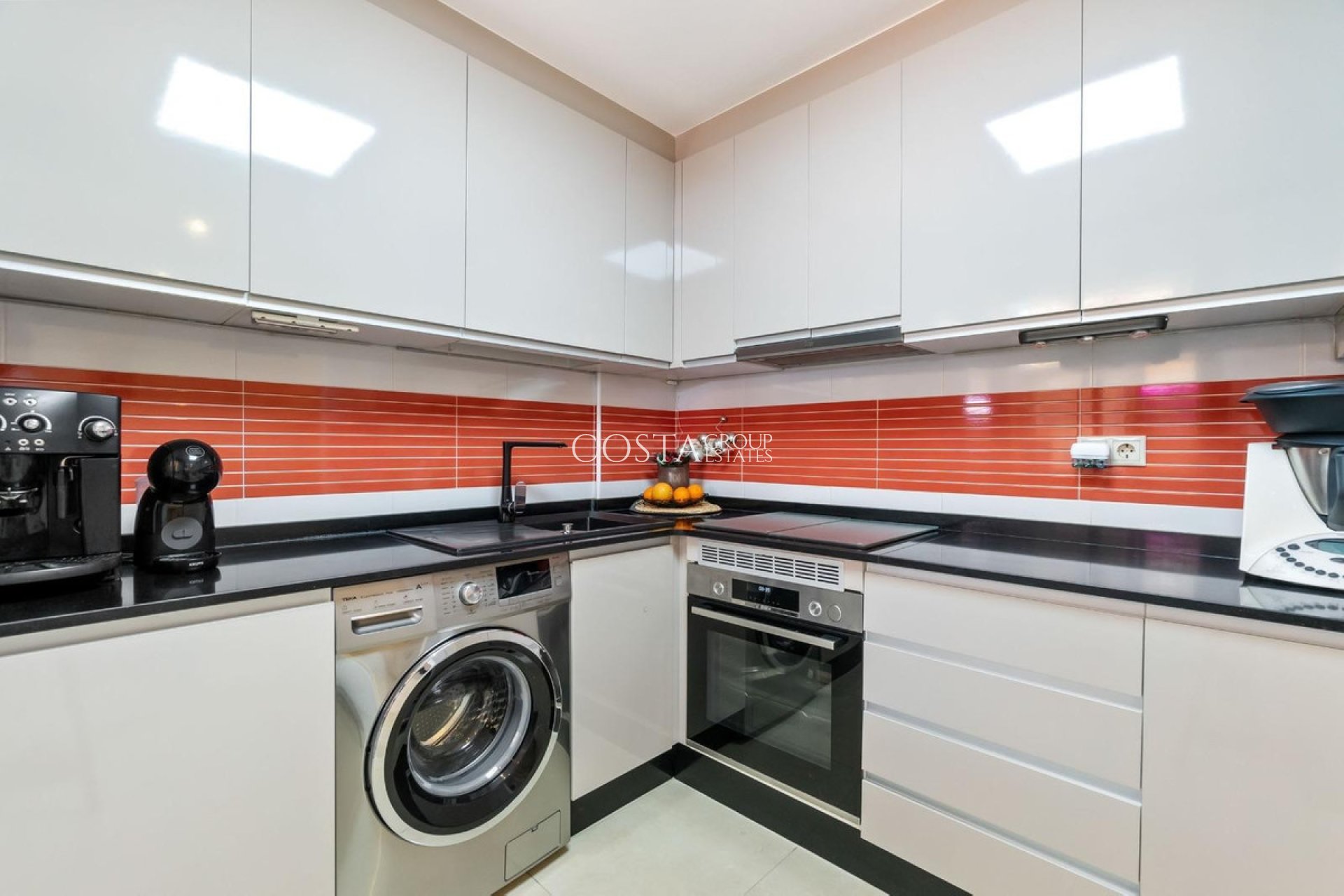 Resale - House -
Torrevieja - Aguas Nuevas