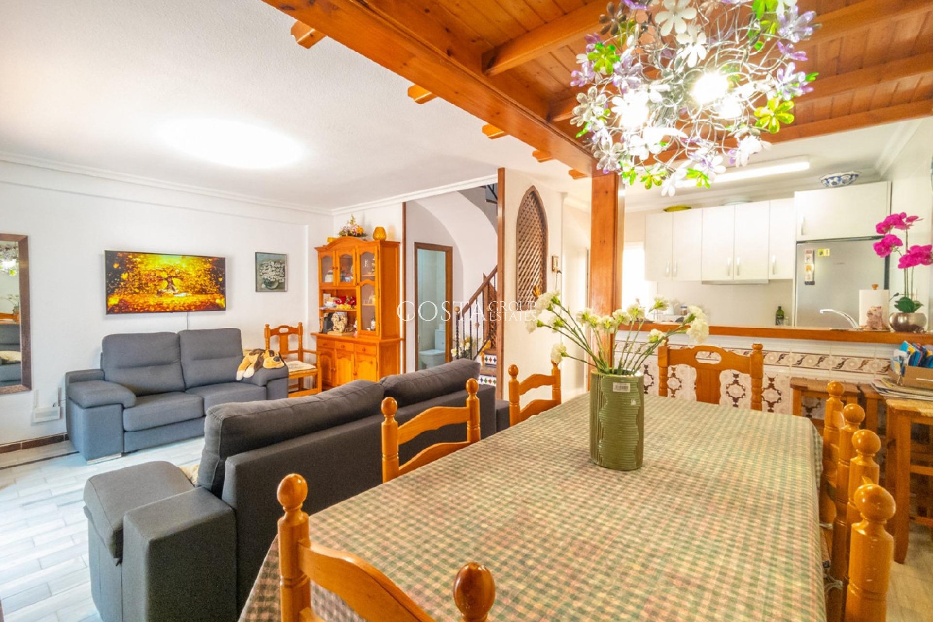 Resale - House -
Torrevieja - Cabo Cervera