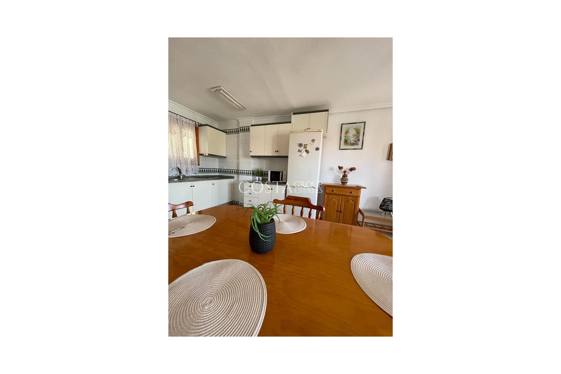 Resale - House -
Torrevieja - La Mata