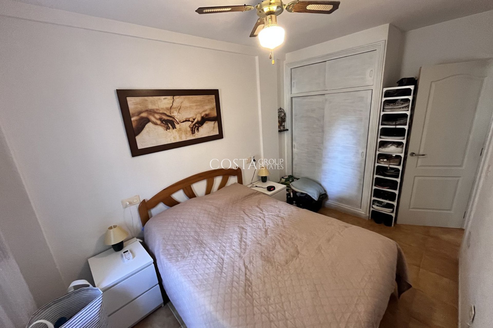 Resale - House -
Torrevieja - La Mata