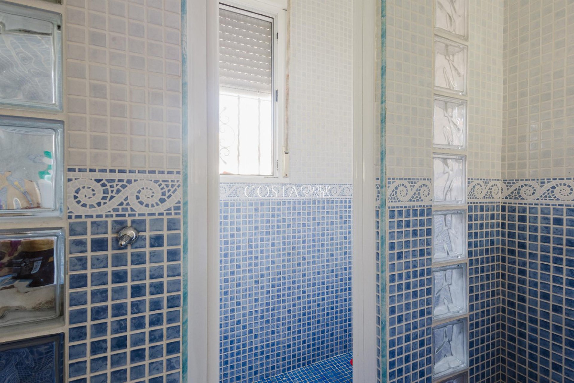 Resale - House -
Torrevieja - La Siesta