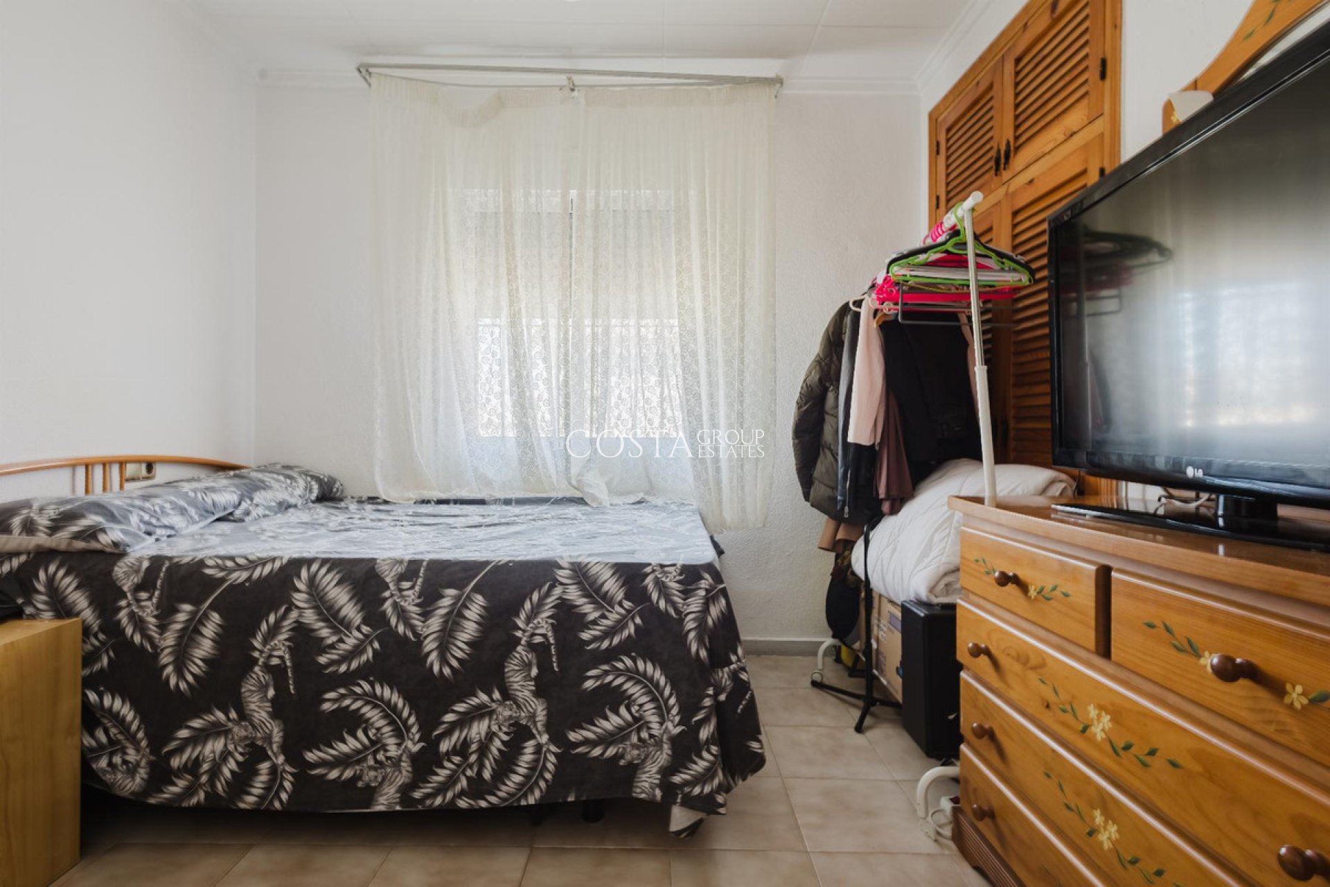 Resale - House -
Torrevieja - La Siesta