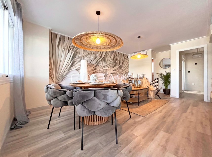 Resale - House -
Torrevieja - Los Balcones