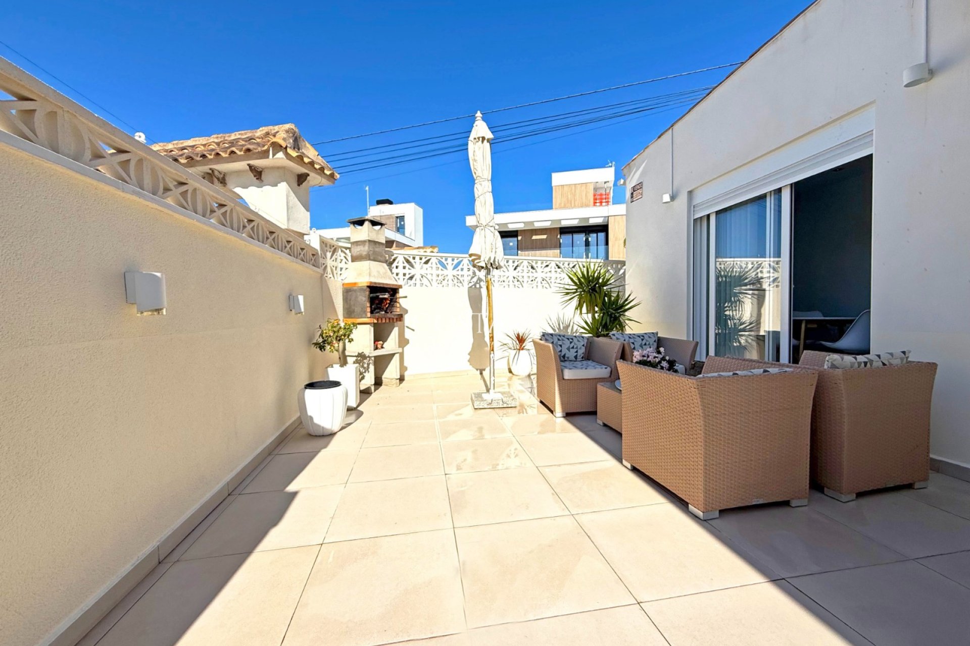 Resale - House -
Torrevieja - Torrelamata - La Mata