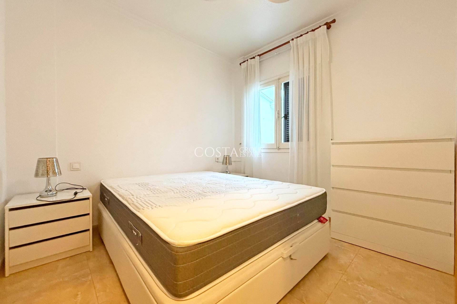 Resale - House -
Torrevieja - Torrelamata - La Mata