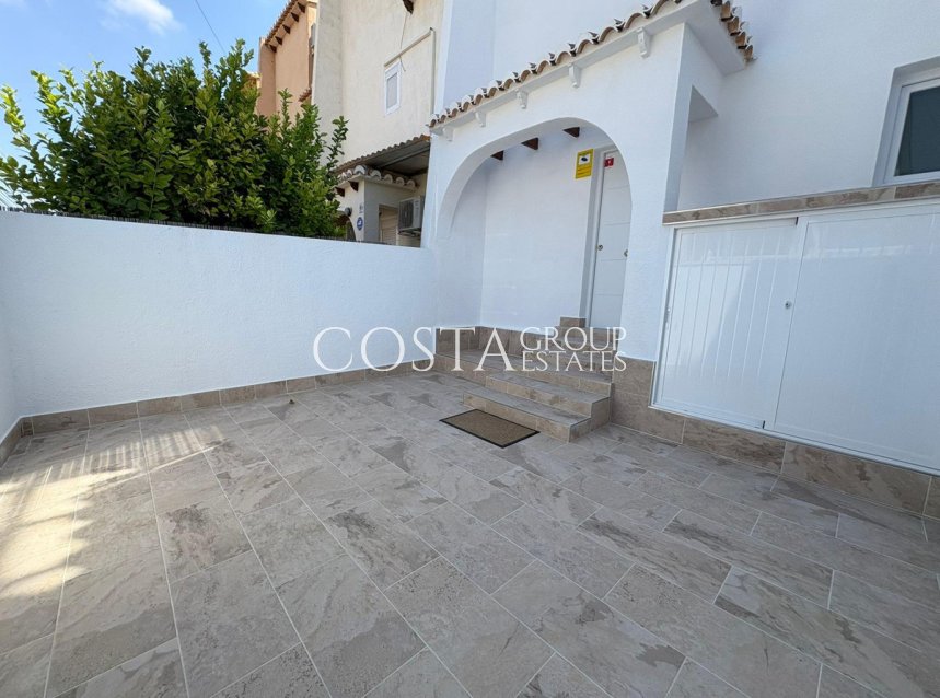 Resale - House -
Torrevieja - Torrevieja Centro