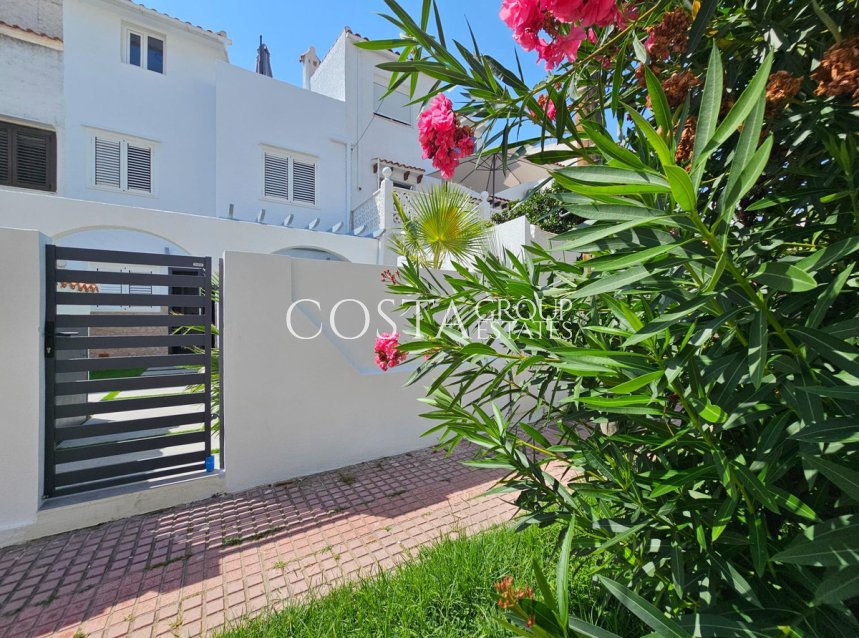 Resale - House -
Torrevieja - Torrevieja Centro