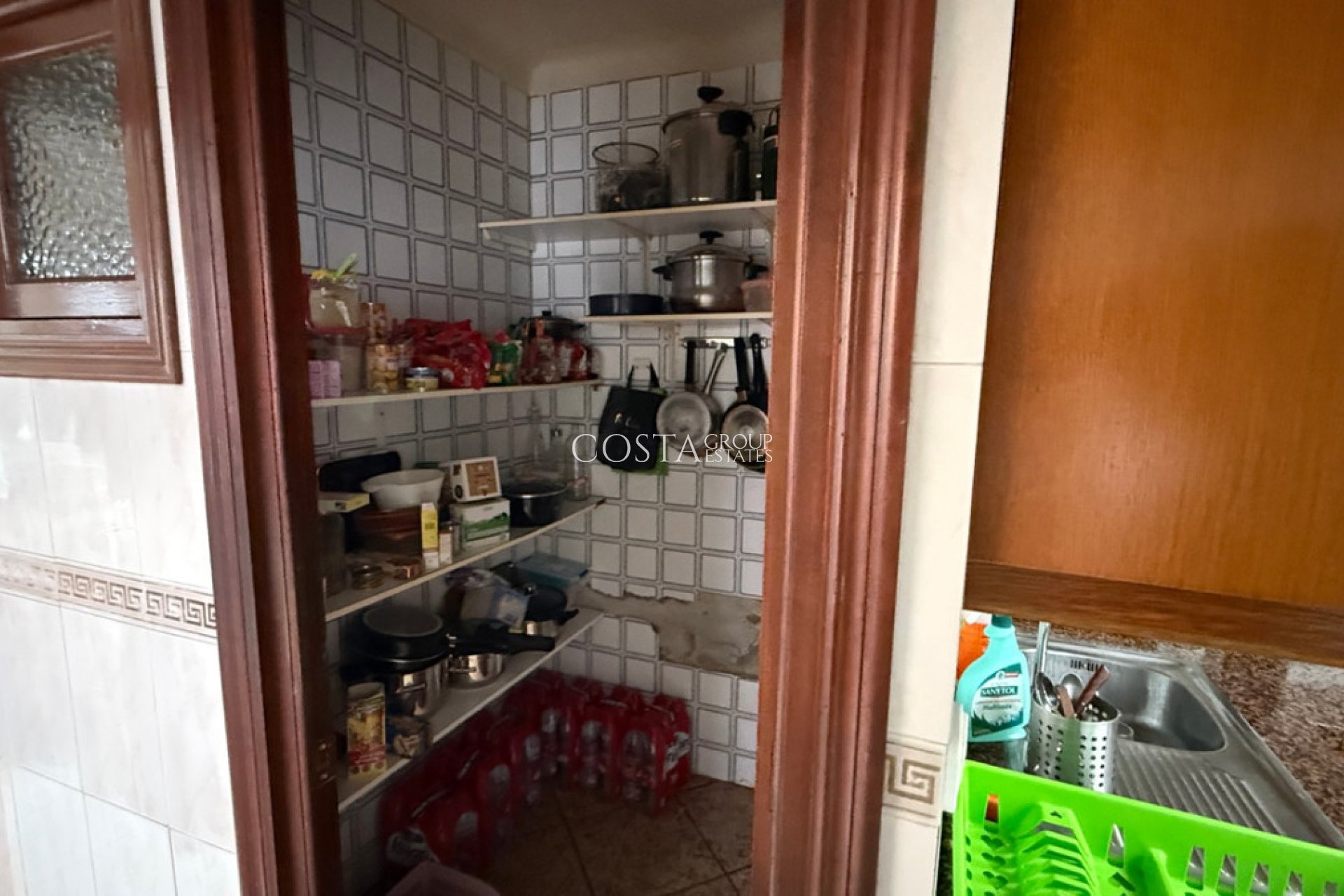 Resale - House -
Torrevieja - Torrevieja Centro