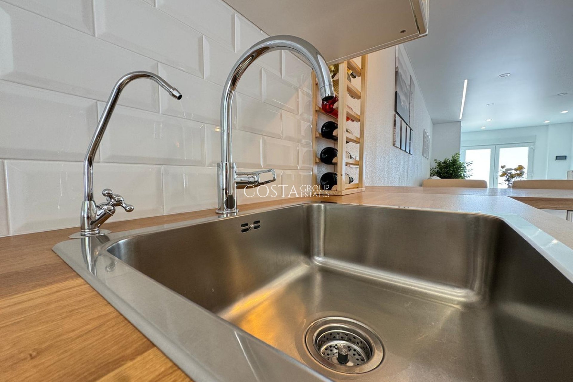 Resale - House -
Torrevieja - Torrevieja Centro