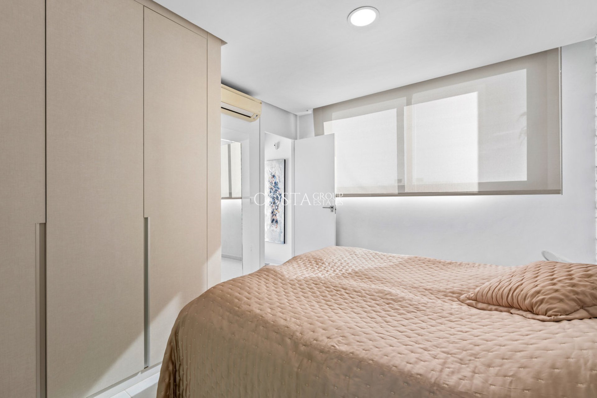 Resale - House -
Torrevieja - Torrevieja Centro