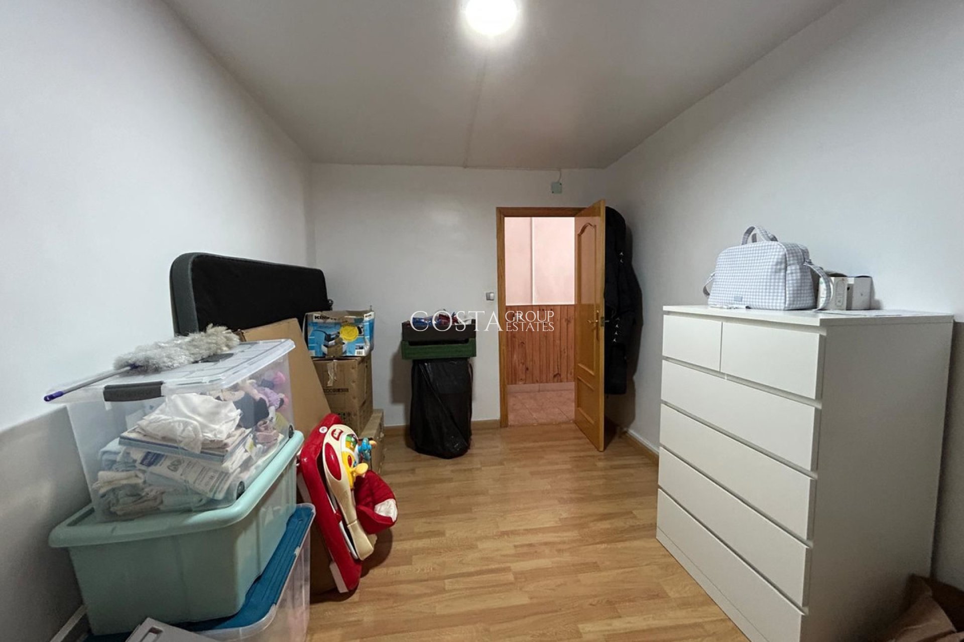 Resale - House -
Torrevieja - Torrevieja Centro