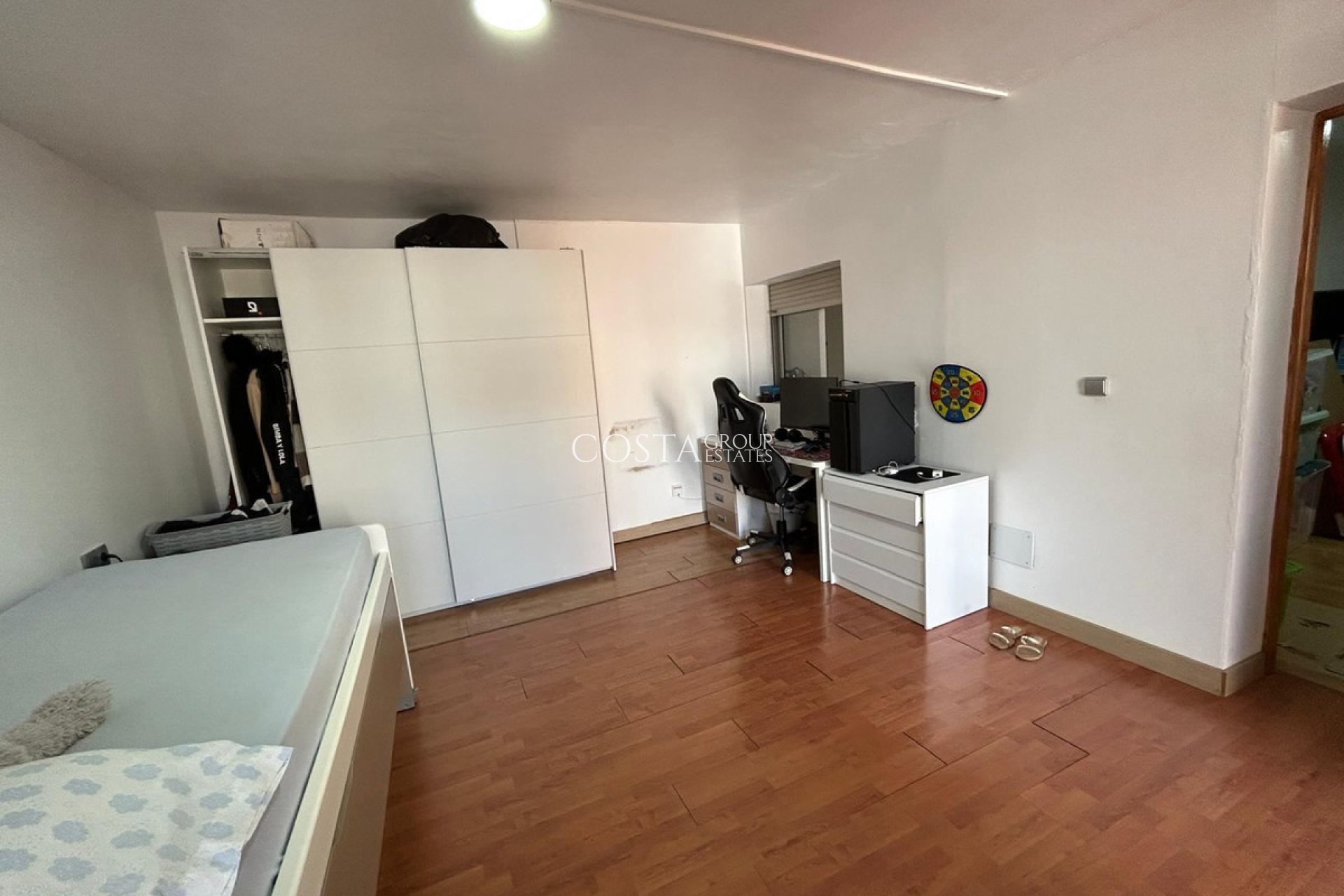 Resale - House -
Torrevieja - Torrevieja Centro