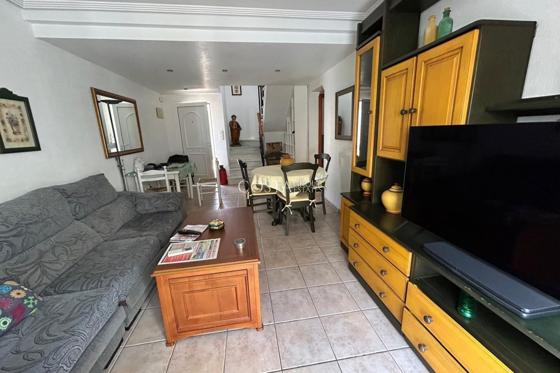 Resale - House -
Torrevieja - Torrevieja Centro