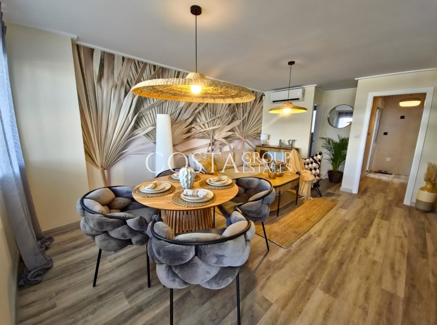 Resale - House -
Torrevieja - Torrevieja Centro