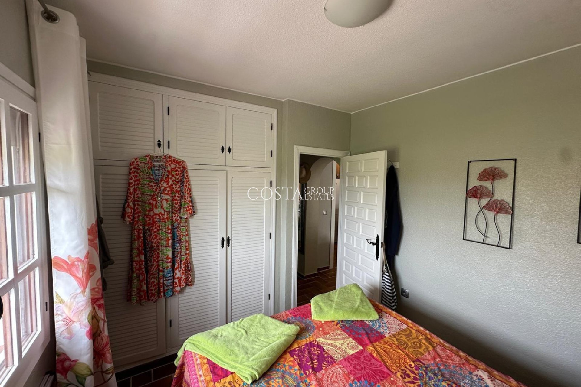 Resale - House -
Torrevieja - Torrevieja Centro