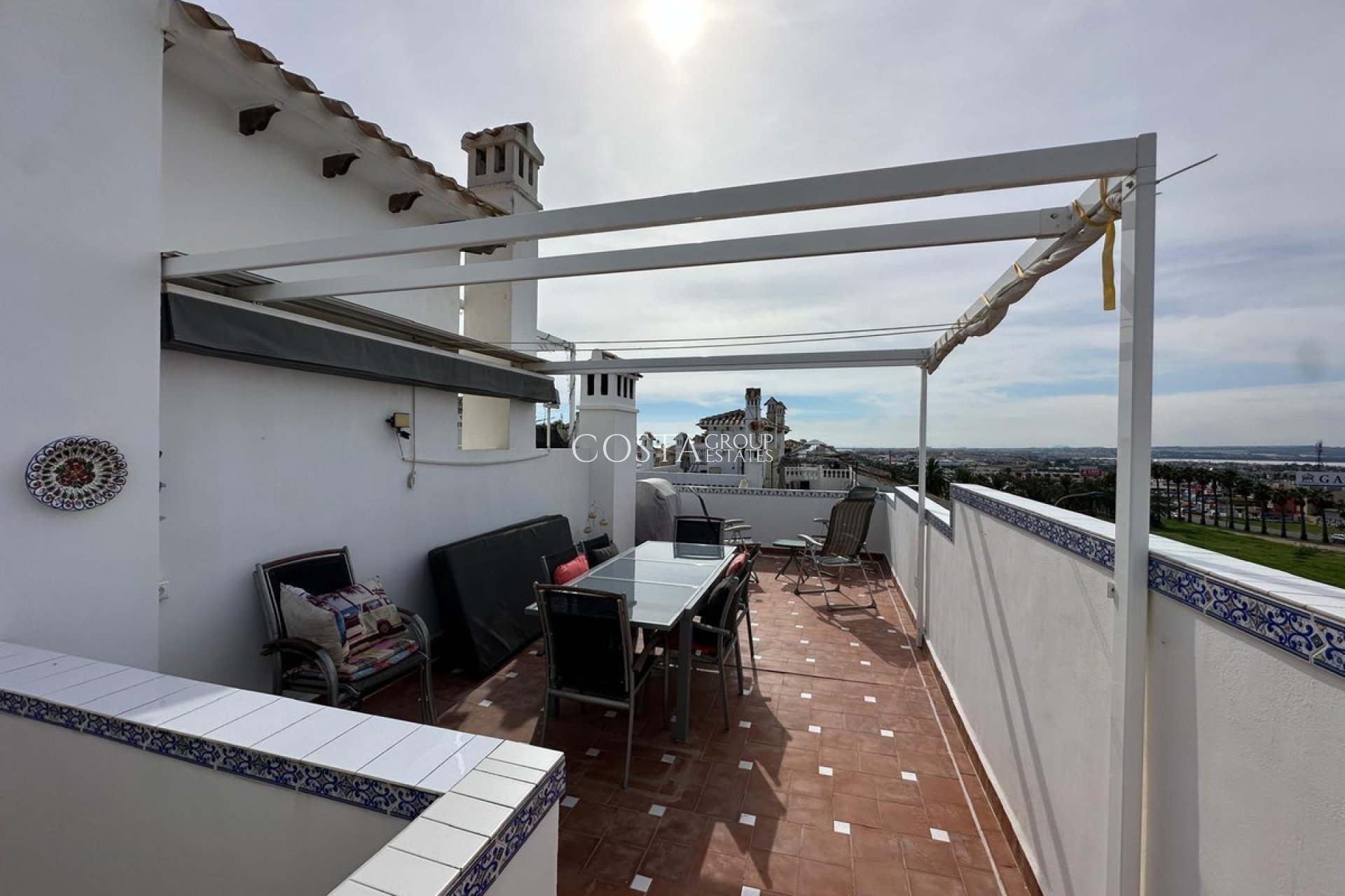 Resale - House -
Torrevieja - Torrevieja Centro