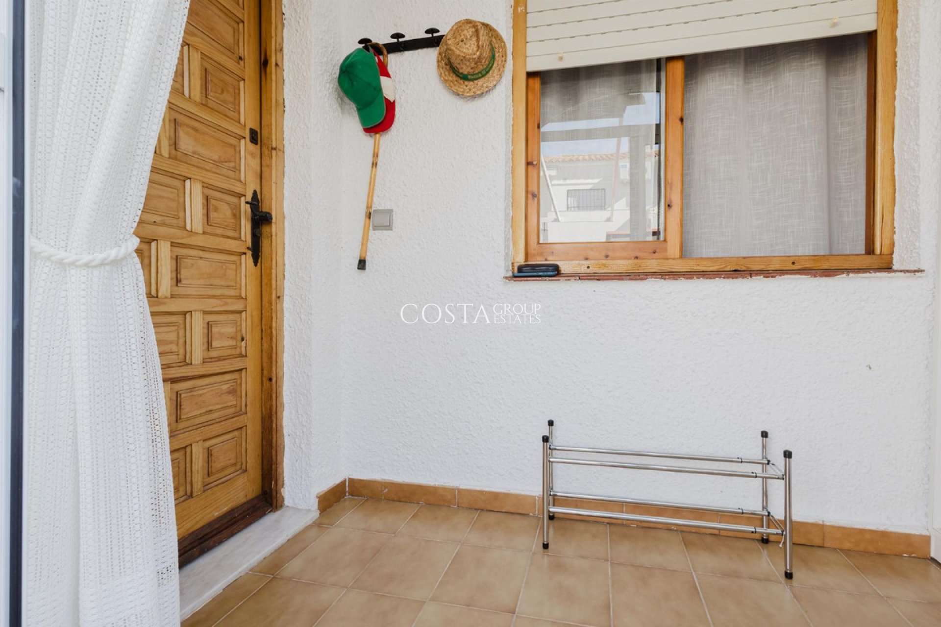 Resale - House -
Torrevieja