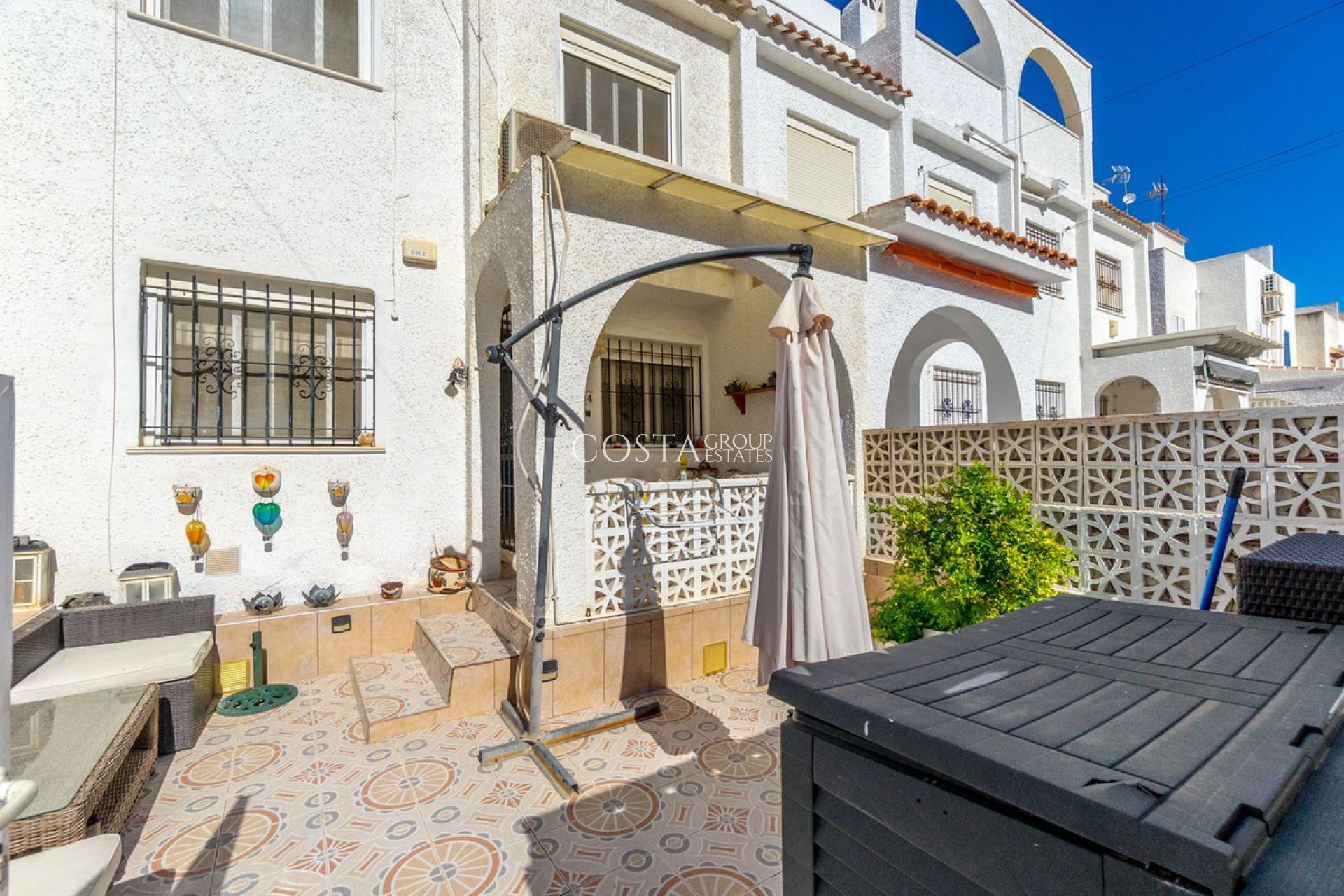 Resale - House -
Torrevieja
