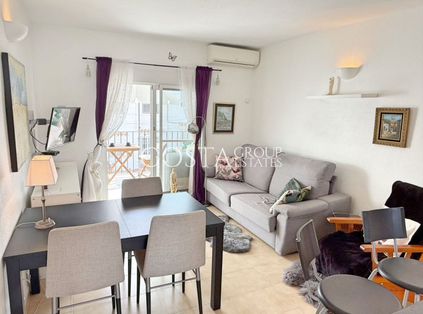 Resale - House -
Torrevieja