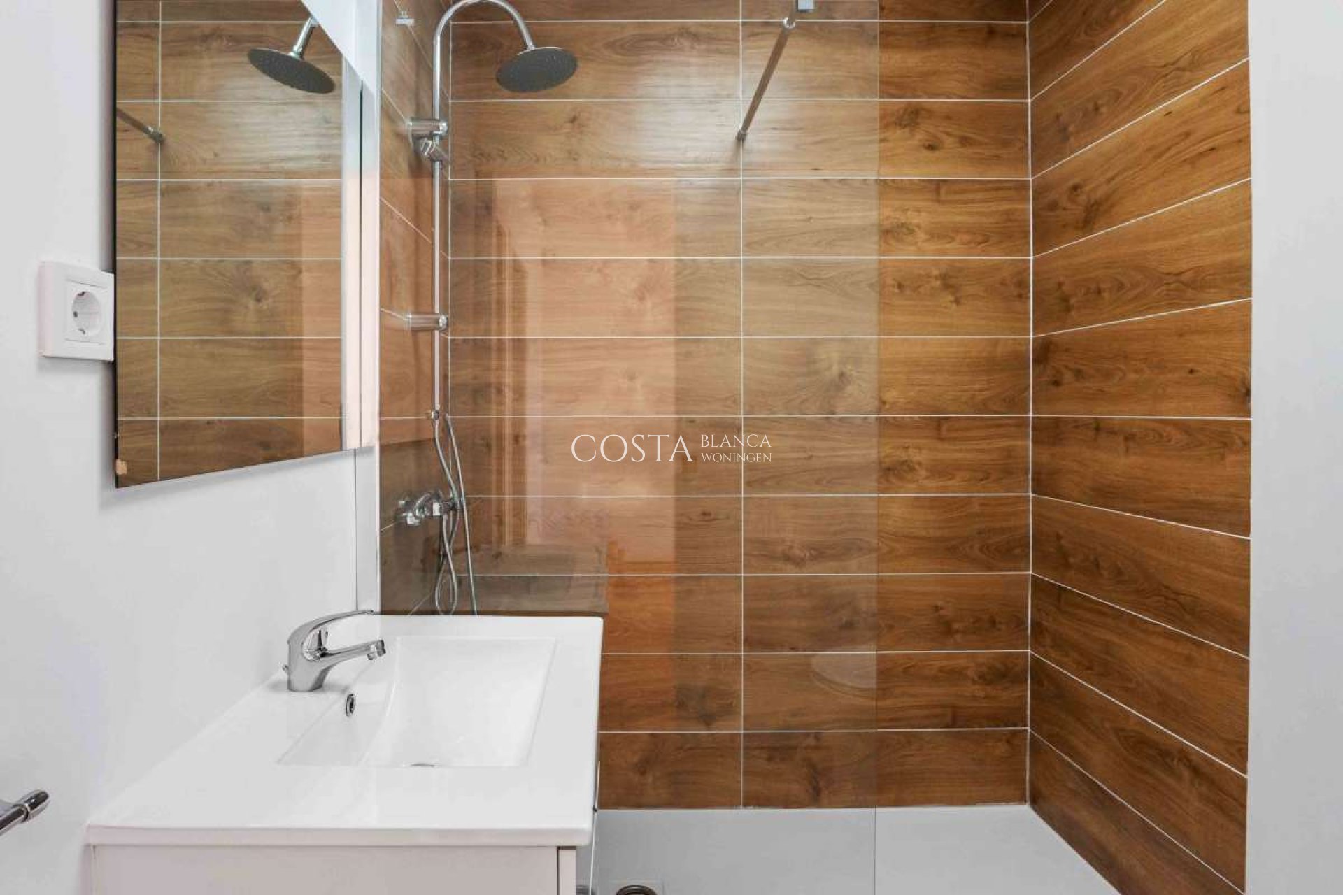 Resale - House -
Villamartín