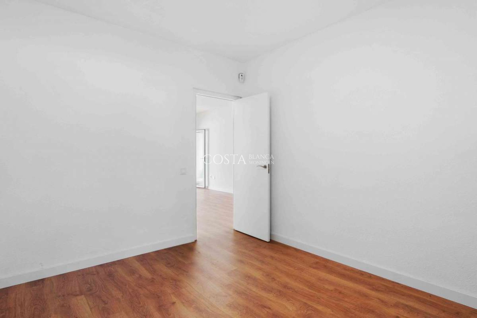 Resale - House -
Villamartín