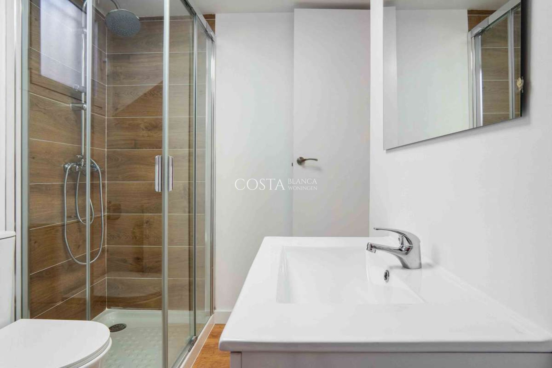 Resale - House -
Villamartín