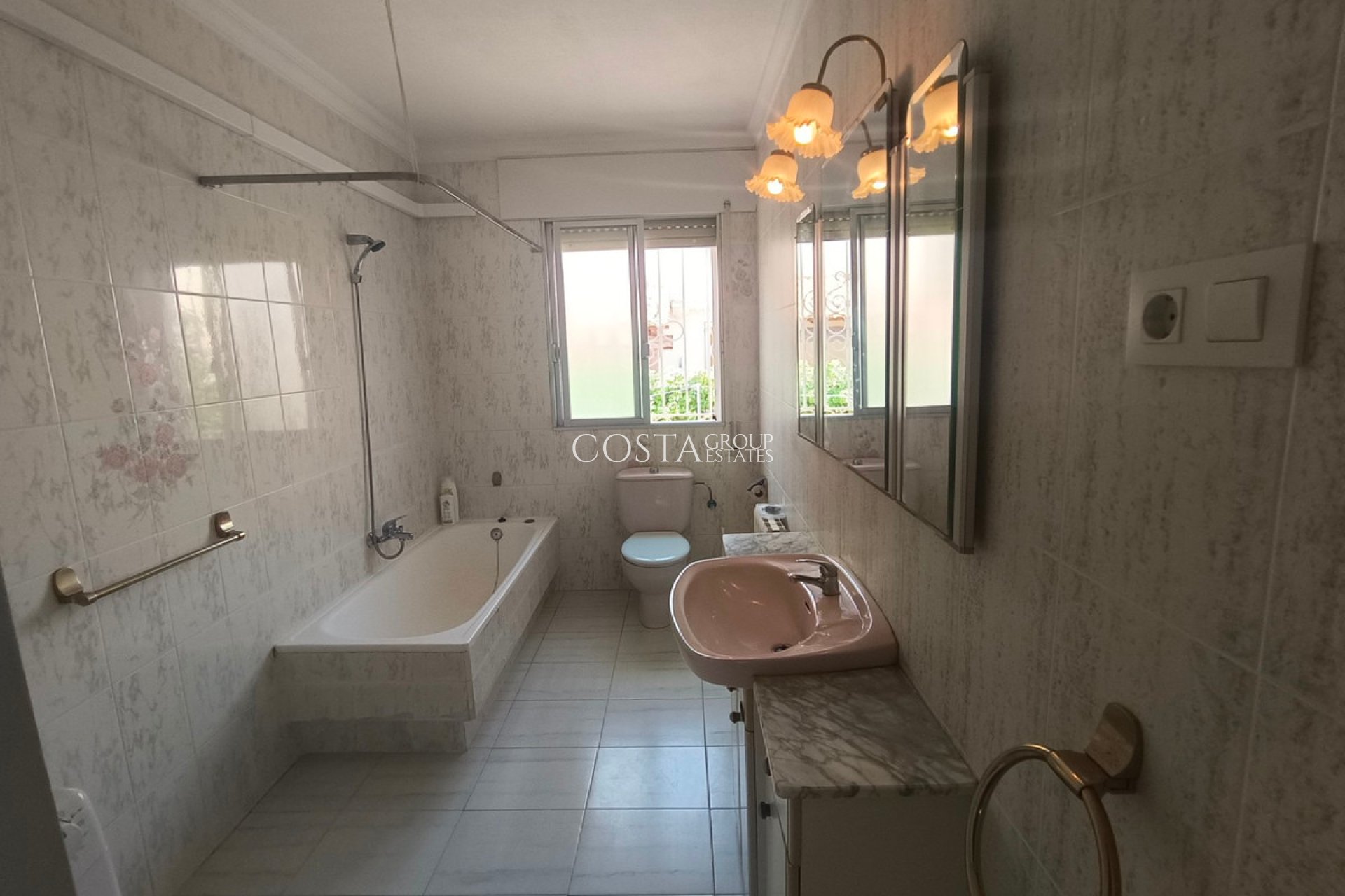 Resale - Villa -
Aguilas - Águilas Centro