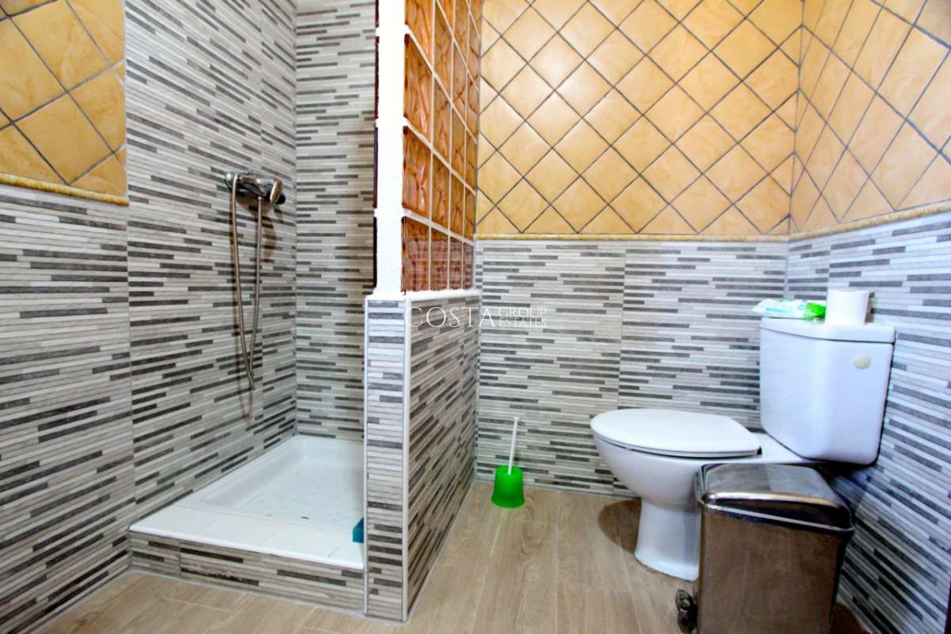 Resale - Villa -
Albudeite