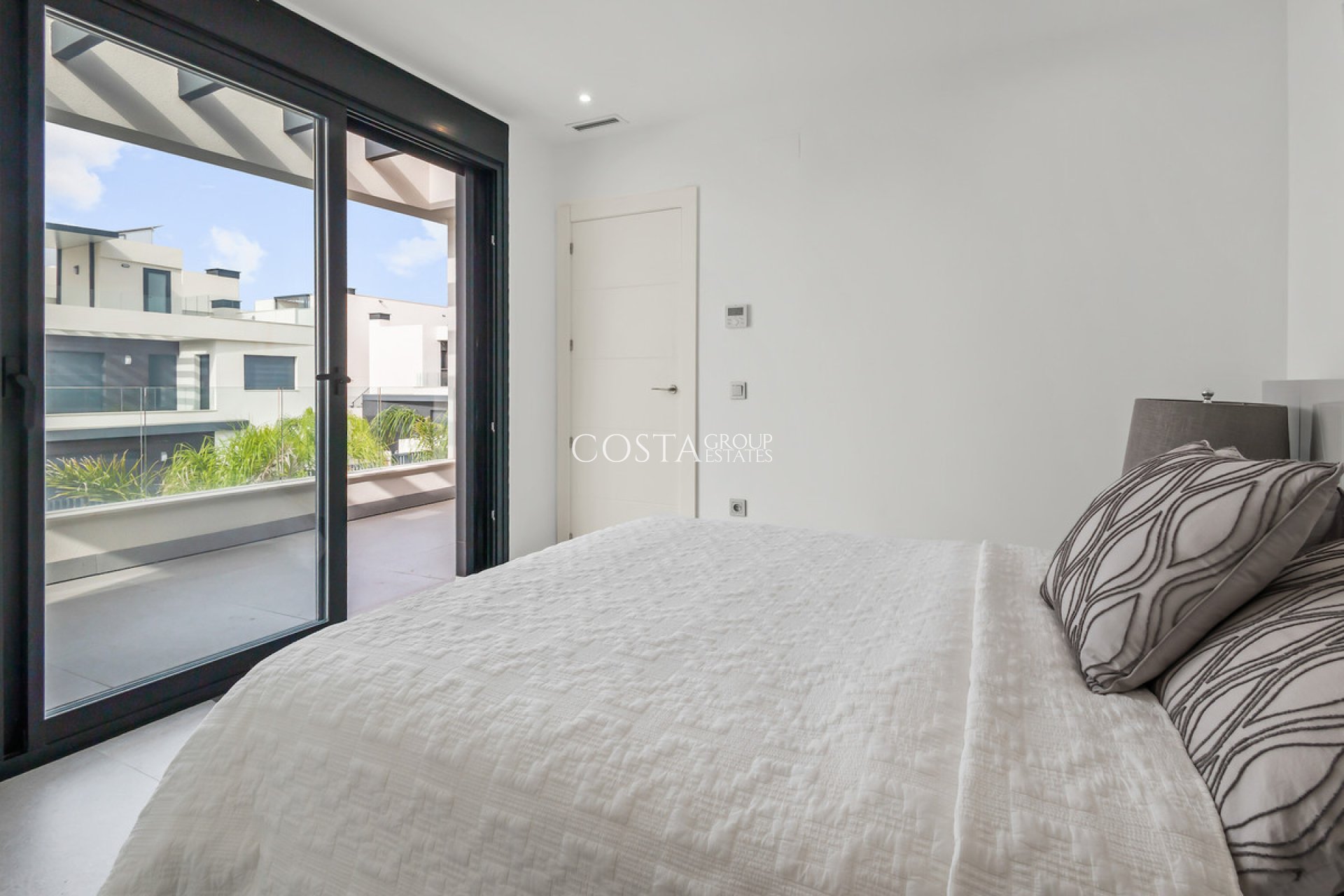 Resale - Villa -
Algorfa - Algorfa Centro