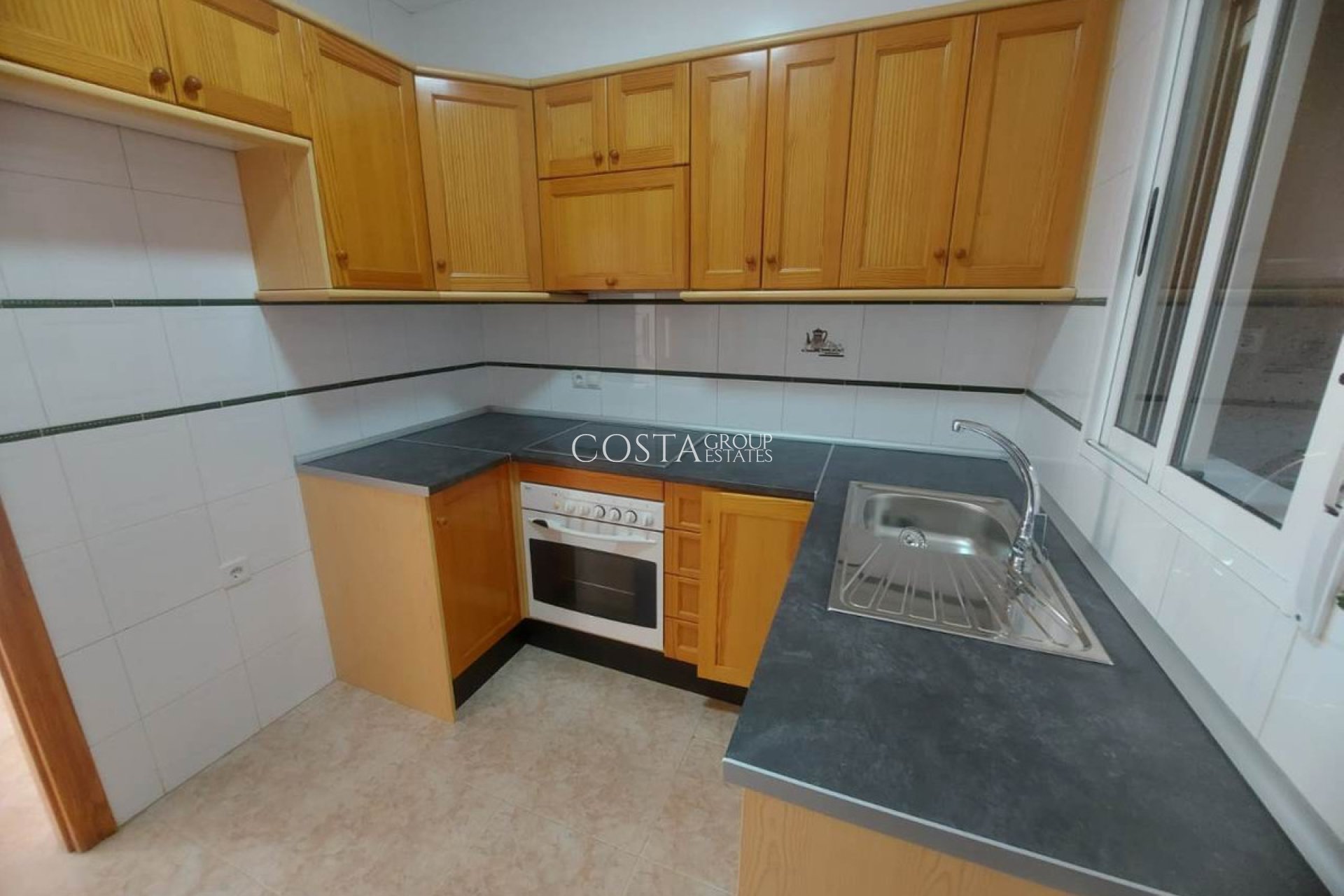 Resale - Villa -
Algorfa - Algorfa Centro