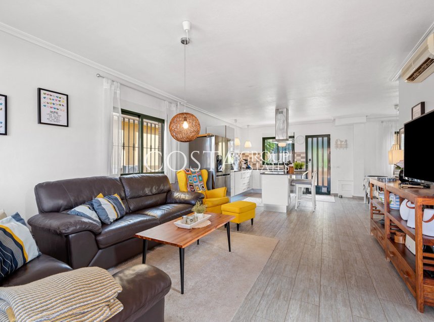 Resale - Villa -
Algorfa - Algorfa Centro