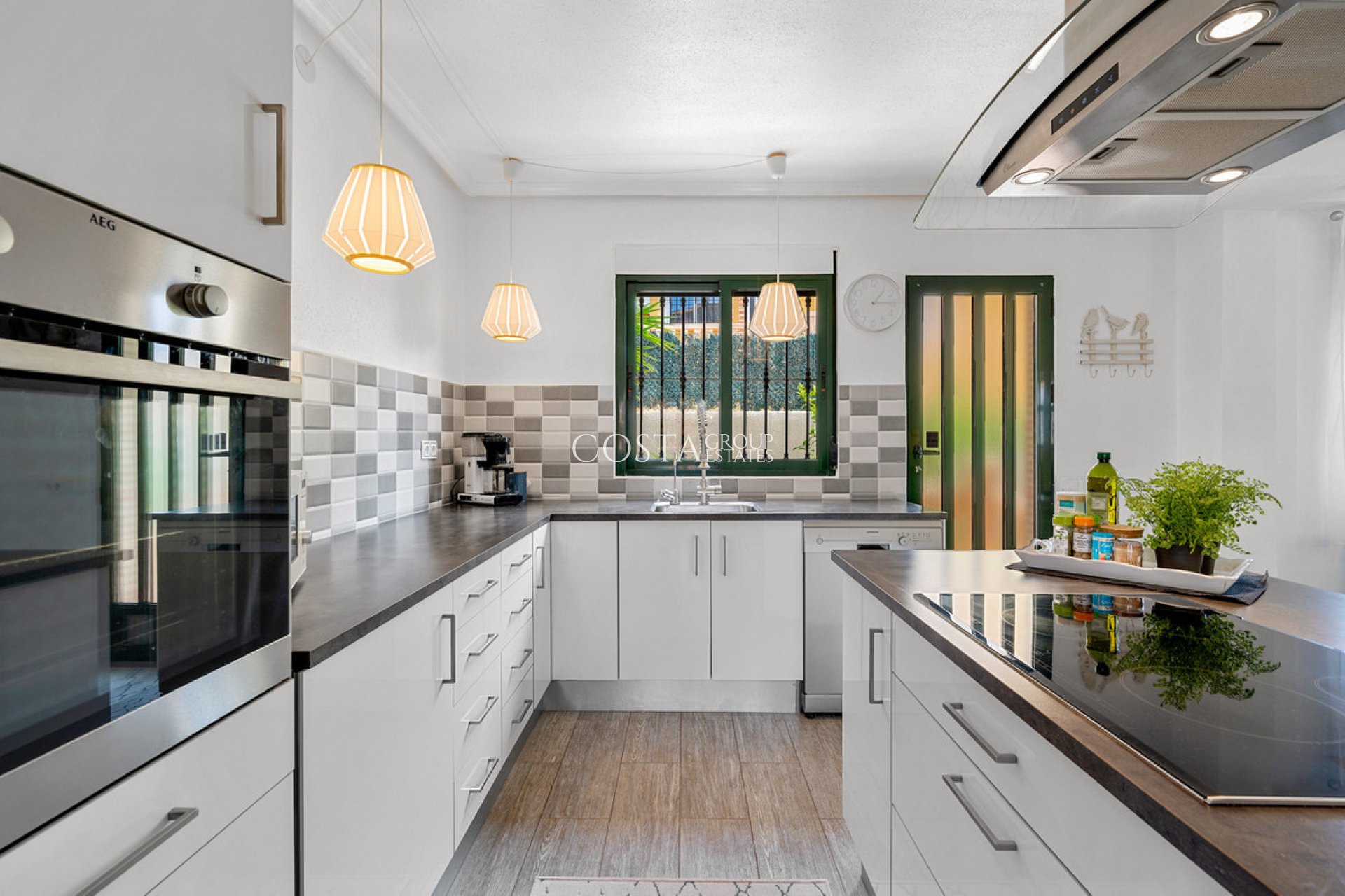 Resale - Villa -
Algorfa - Algorfa Centro