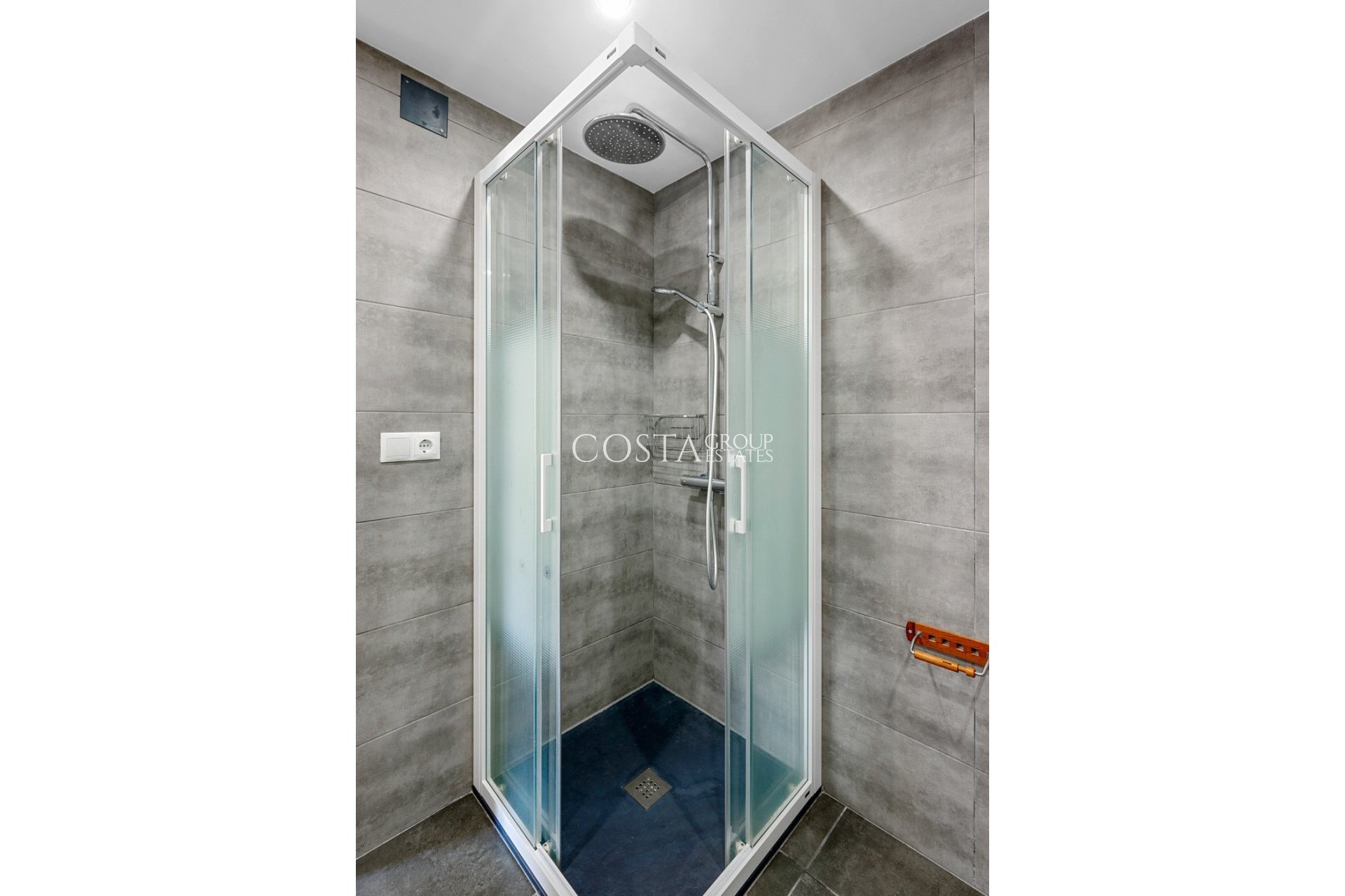 Resale - Villa -
Algorfa - Algorfa Centro