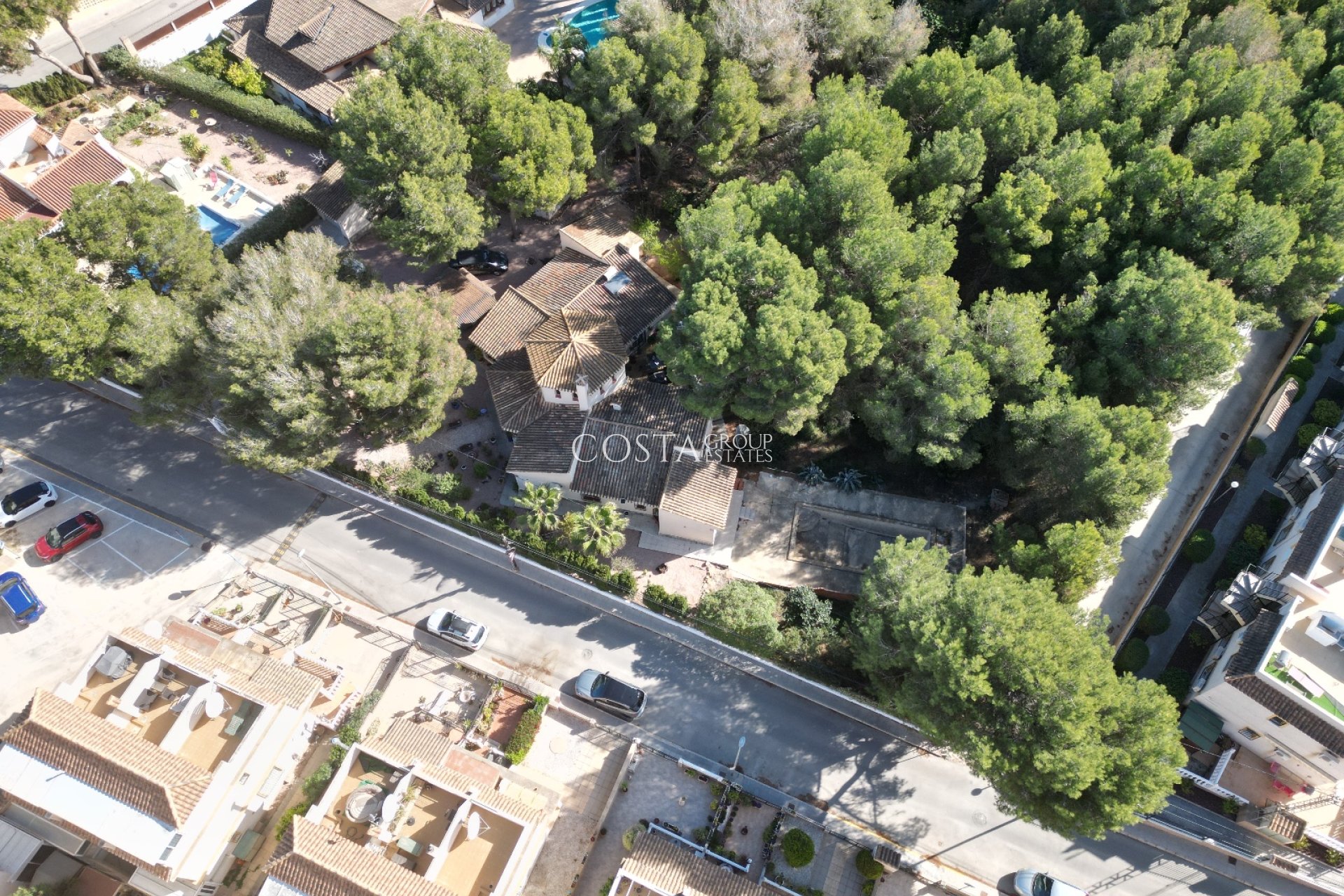 Resale - Villa -
Algorfa - Castillo de montemar