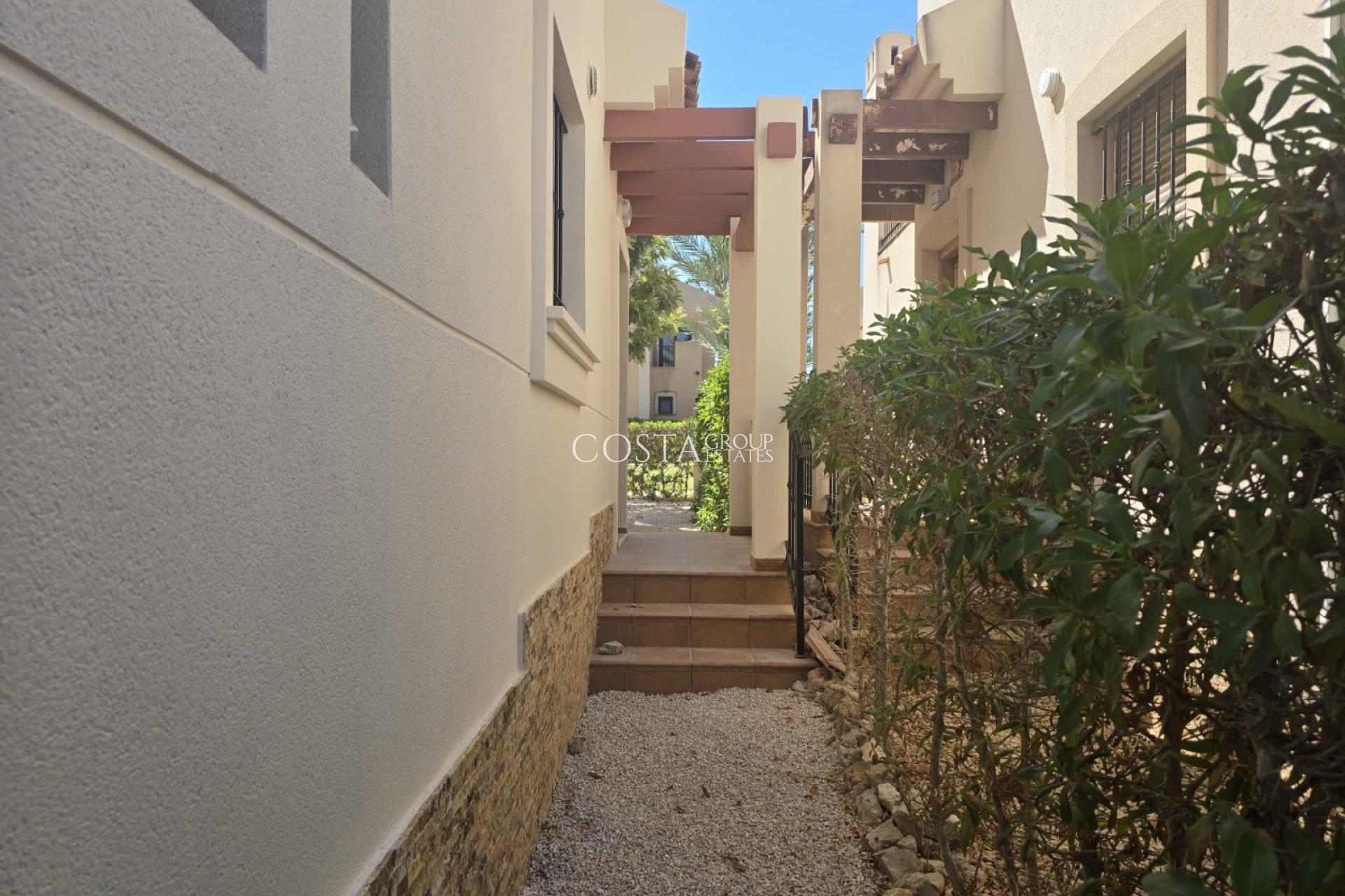Resale - Villa -
Algorfa - La Finca Golf Resort