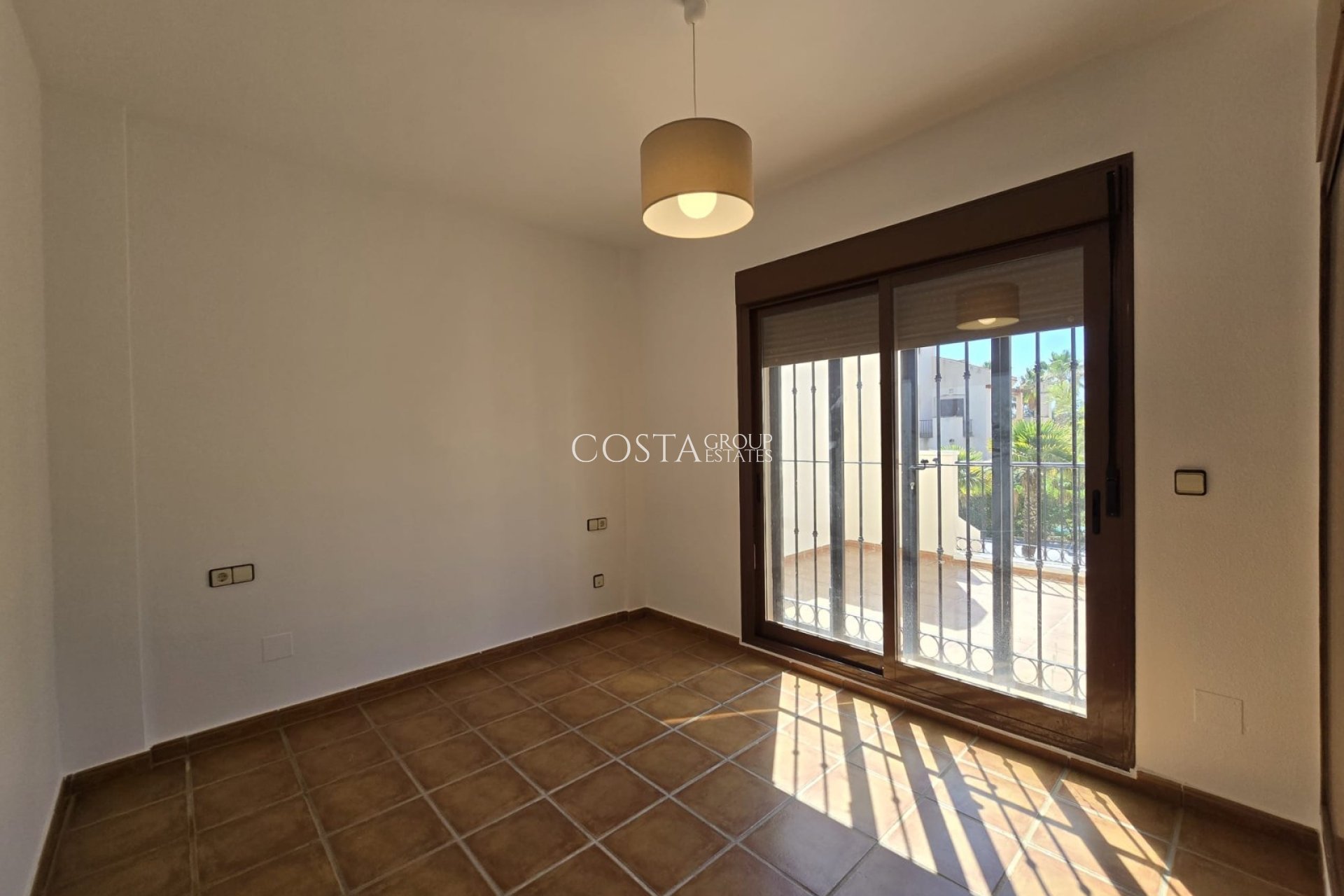 Resale - Villa -
Algorfa - La Finca Golf Resort