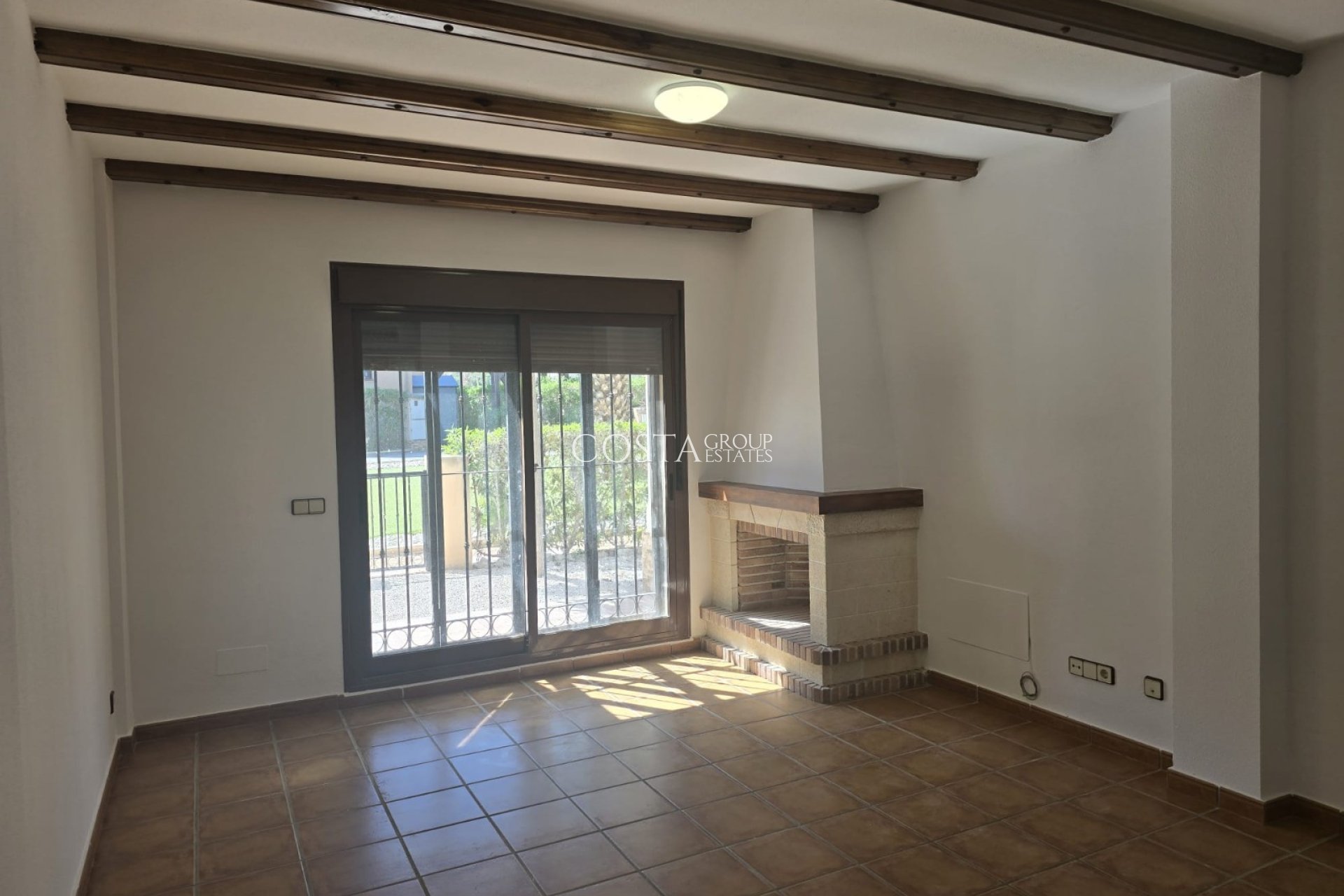 Resale - Villa -
Algorfa - La Finca Golf Resort