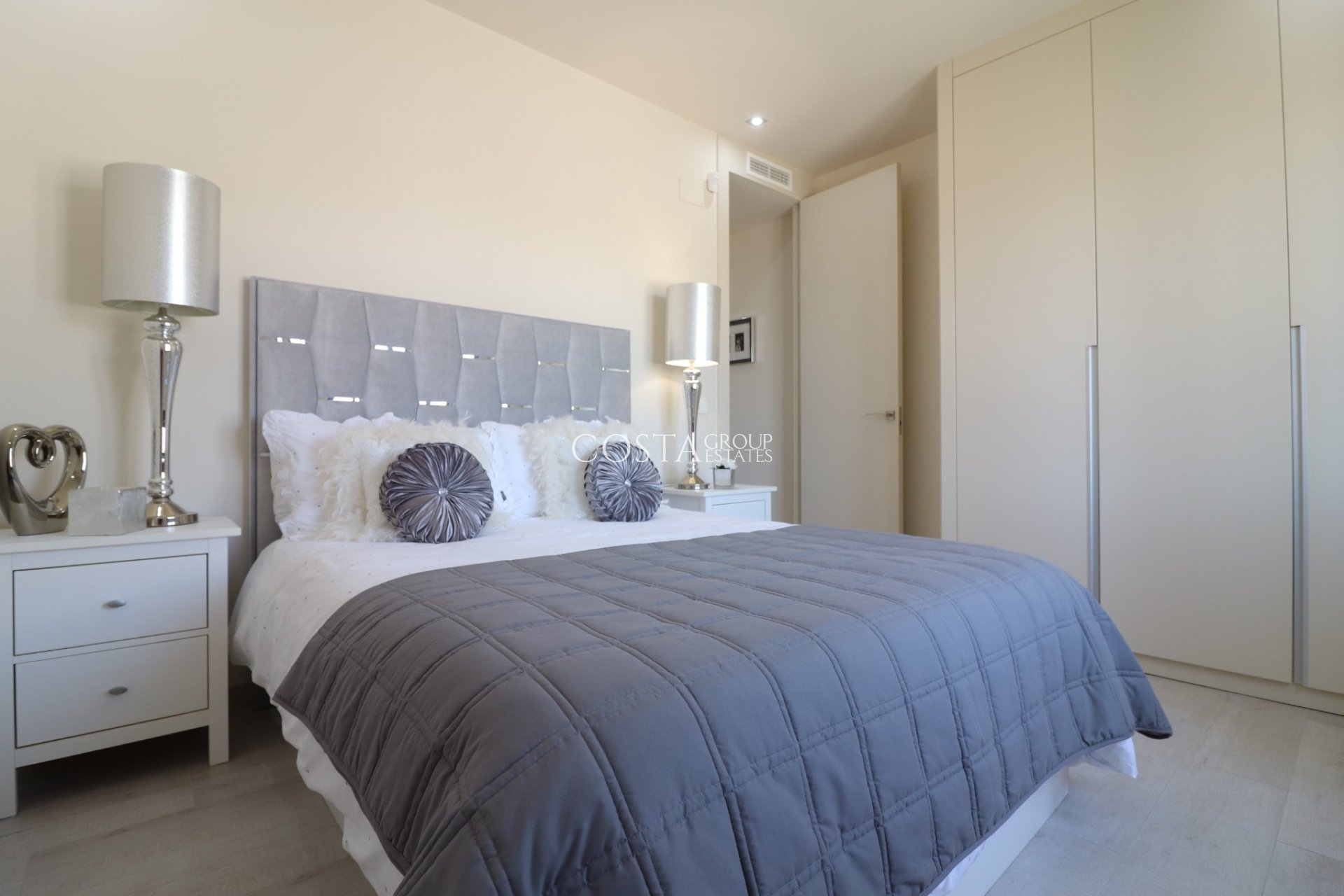 Resale - Villa -
Algorfa - La Finca Golf Resort