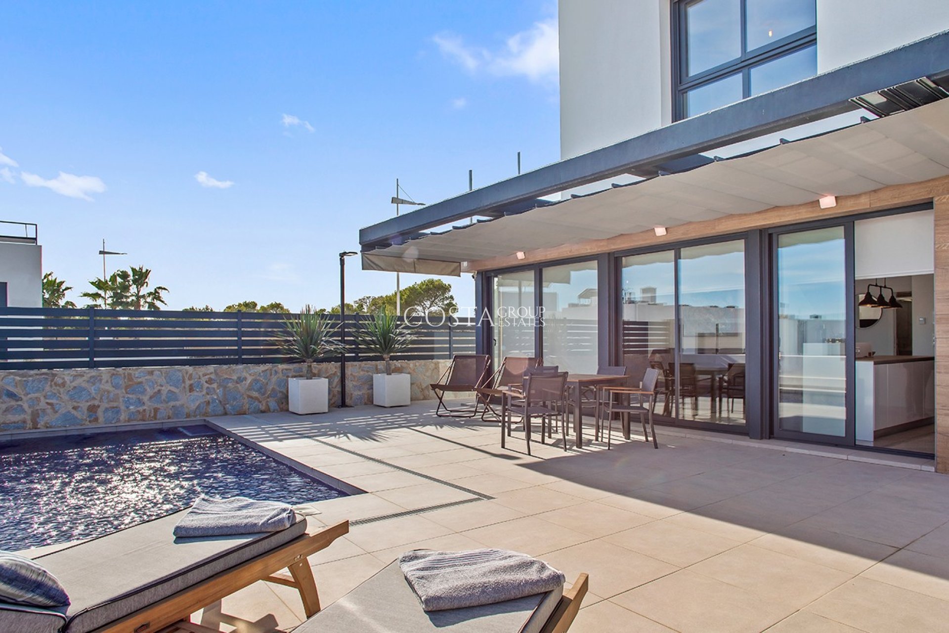 Resale - Villa -
Algorfa - La finca Golf