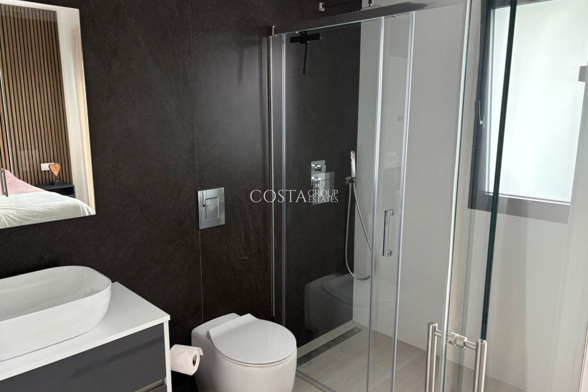 Resale - Villa -
Algorfa - La Finca Golf