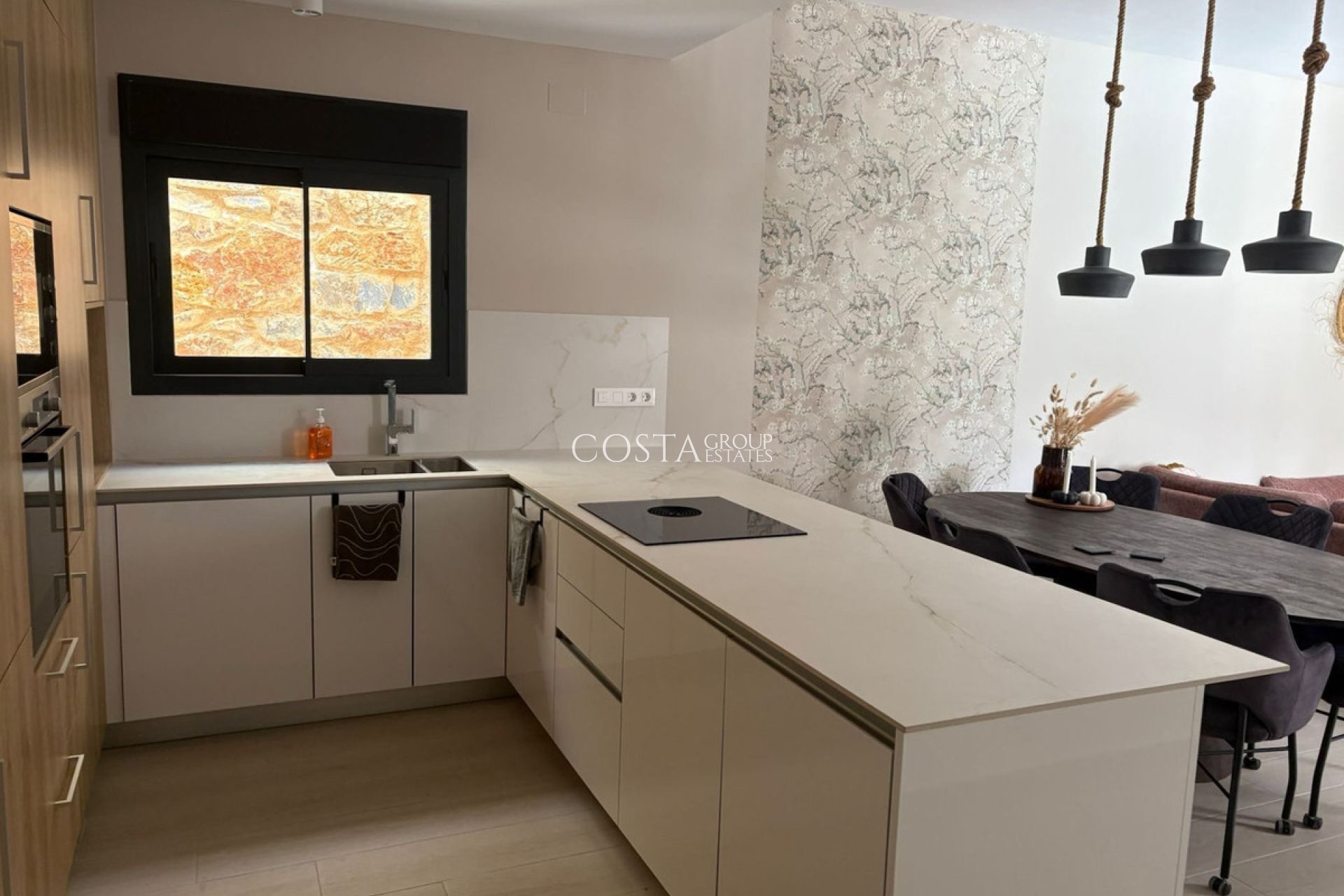Resale - Villa -
Algorfa - La Finca Golf