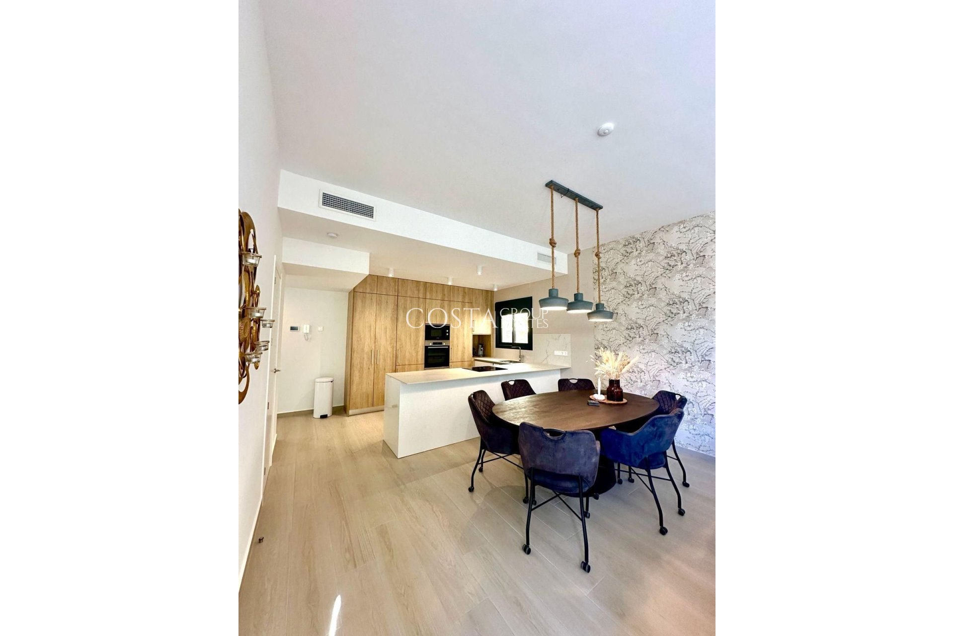 Resale - Villa -
Algorfa - La Finca Golf
