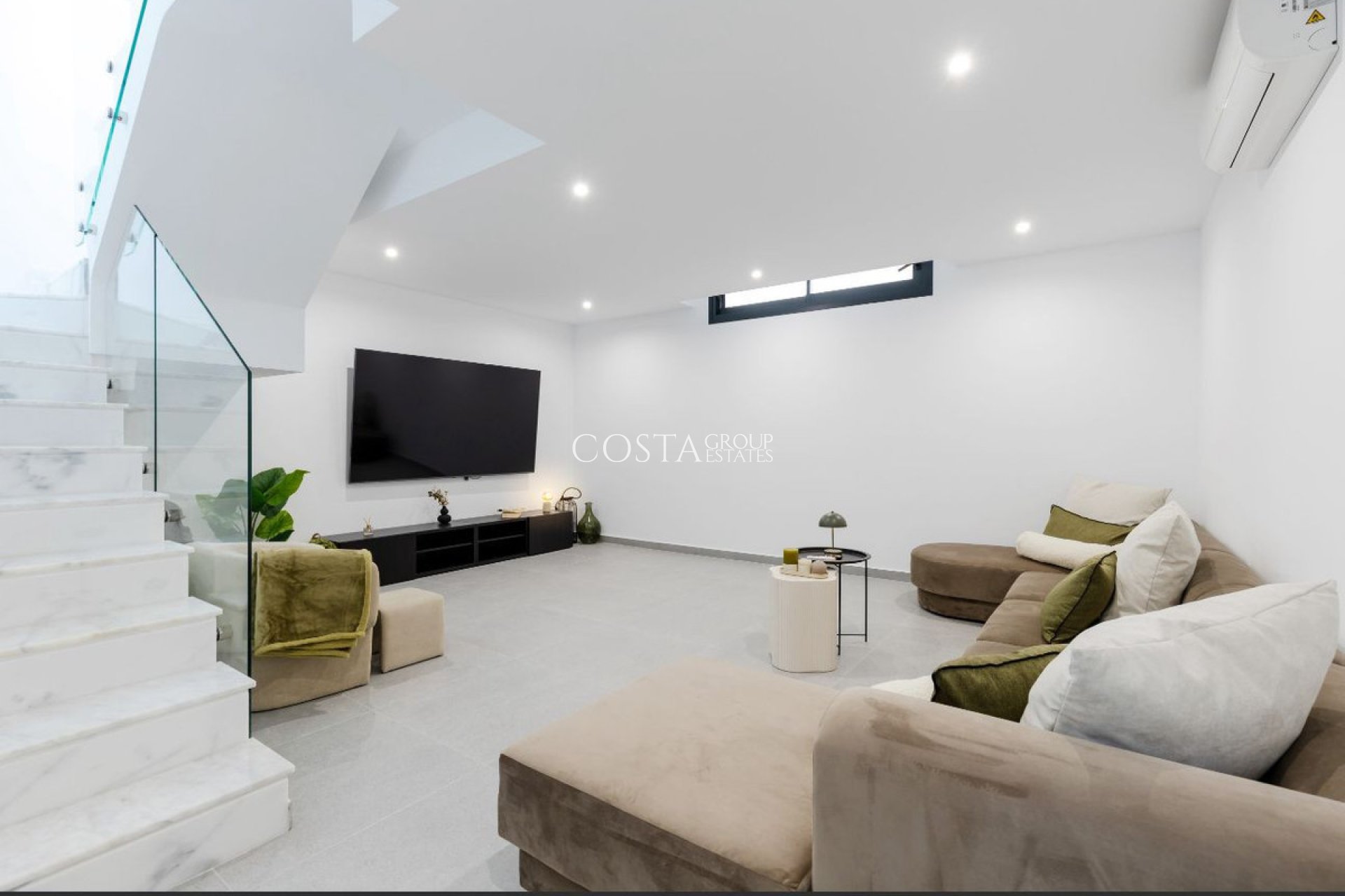 Resale - Villa -
Algorfa - La Finca Golf